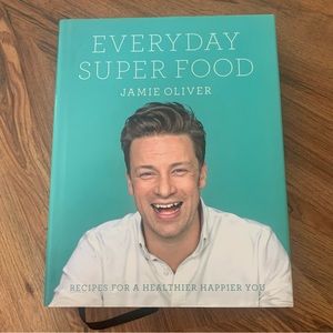 Jamie Oliver Book: Everyday Superfood Cookbook